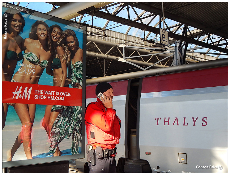 A caminho de Paris. Plataforma da Thalys em Bruxelas. Adriana Paiva.