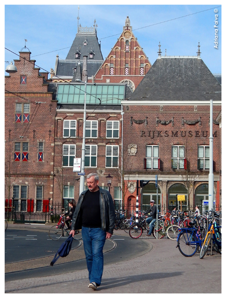 Museumplein, Amsterdam / Netherlands. Photo by Adriana Paiva.